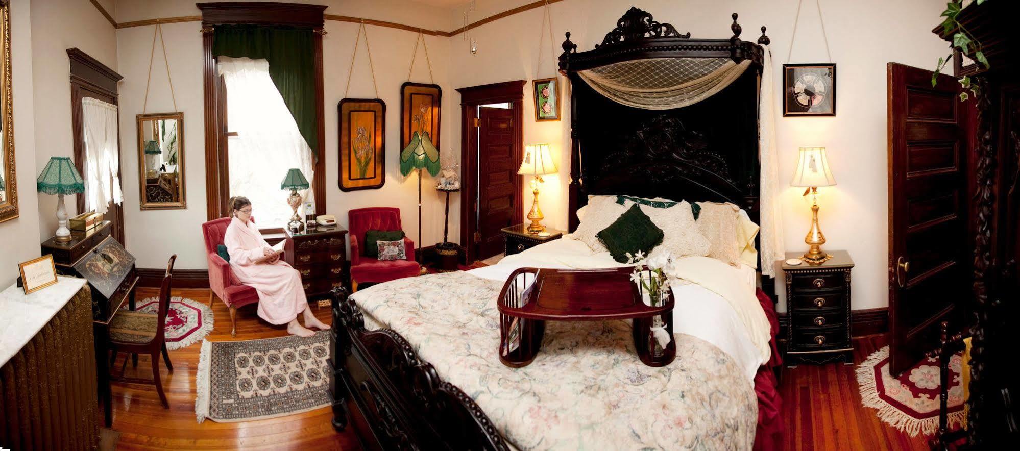 Beall Mansion An Elegant Bed & Breakfast Inn Alton Exterior foto